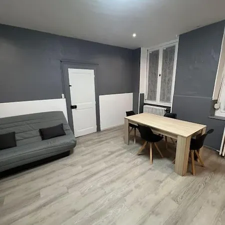 Апартаменты L'emeraude 1 *